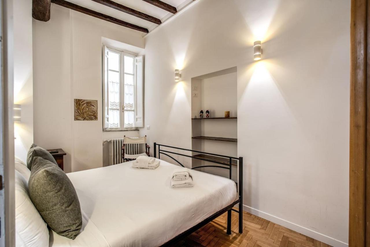 Casa Magiuli' Navona Apartment โรม ภายนอก รูปภาพ