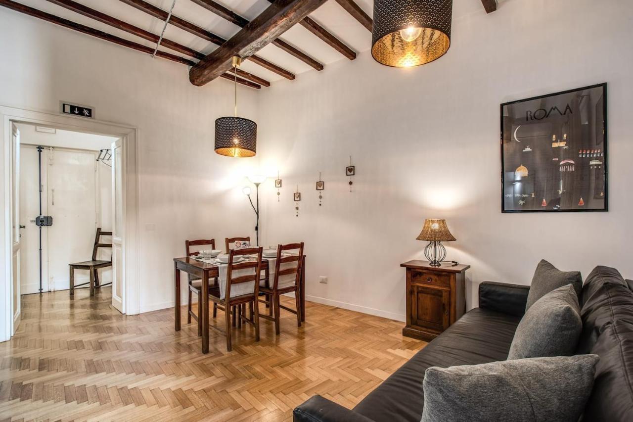 Casa Magiuli' Navona Apartment โรม ภายนอก รูปภาพ