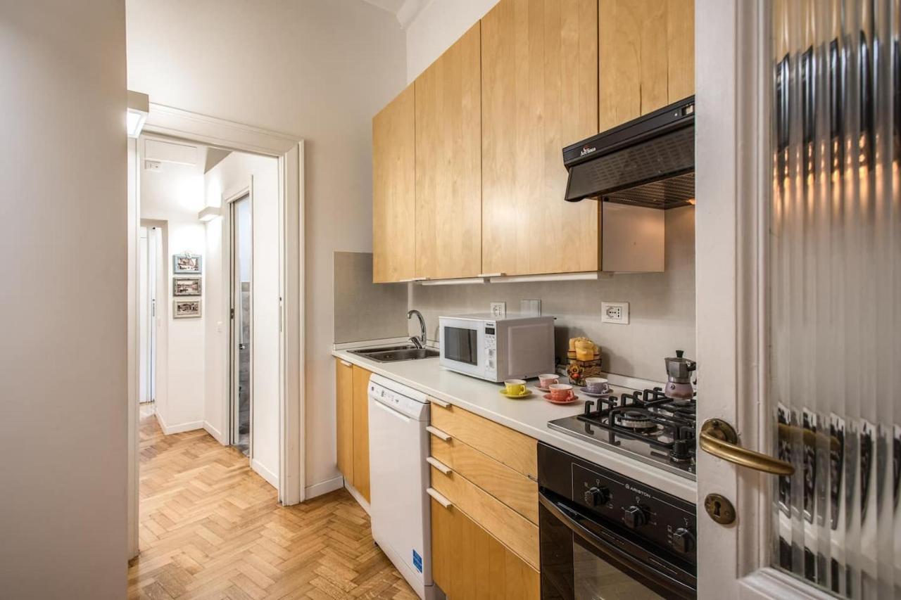 Casa Magiuli' Navona Apartment โรม ภายนอก รูปภาพ